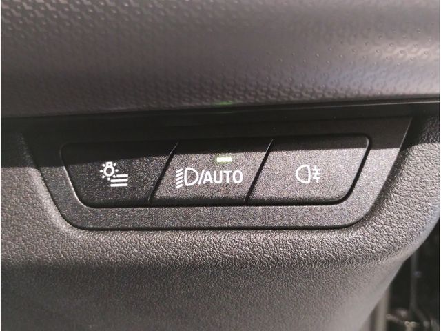 Bmw 2 SERIES 2023-06 18869-25