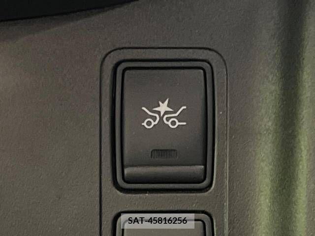 Nissan SERENA 2016-12 393903-6