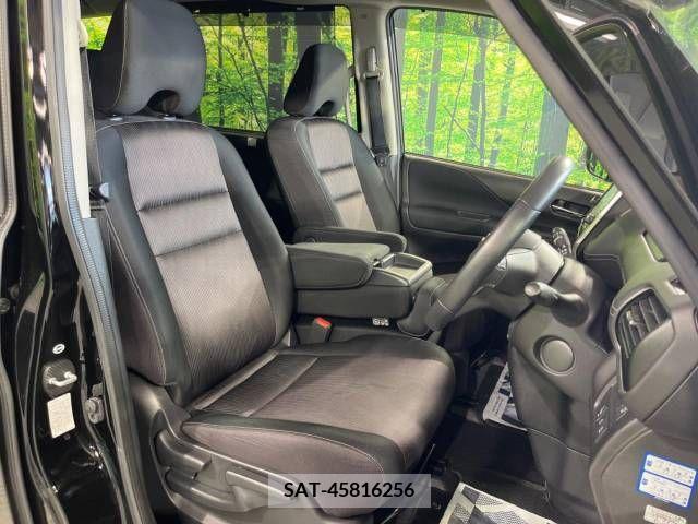 Nissan SERENA 2016-12 393903-12