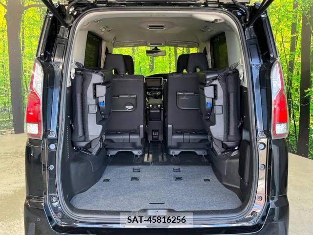 Nissan SERENA 2016-12 393903-14