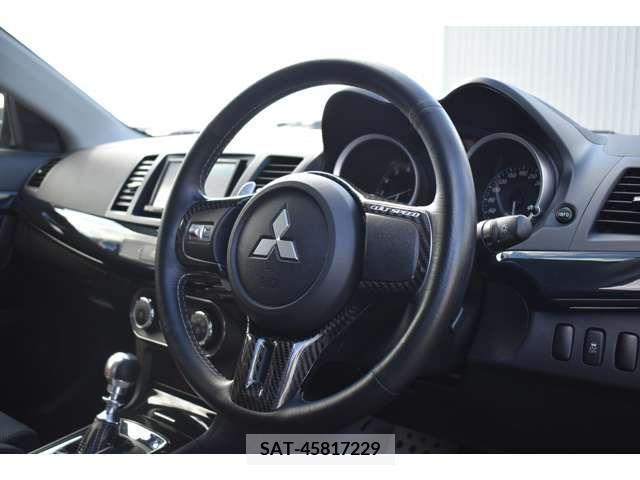 Mitsubishi LANCER 2014-02 208075-11