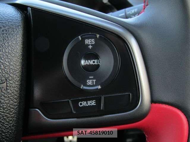 Honda CIVIC 2017-10 215443-14