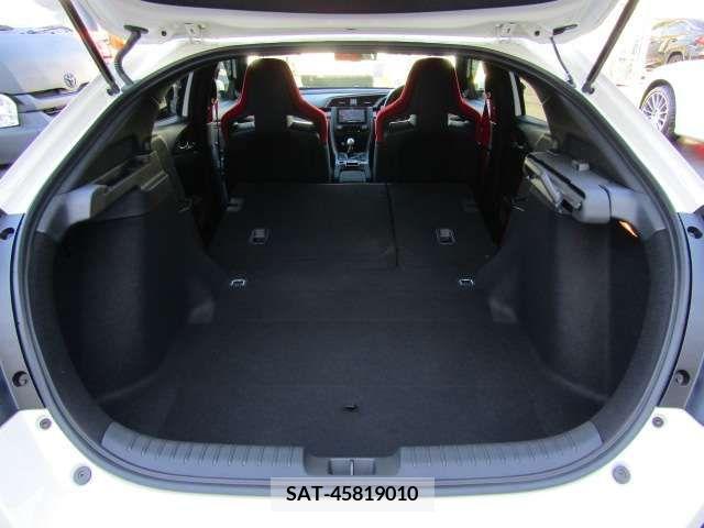Honda CIVIC 2017-10 215443-8