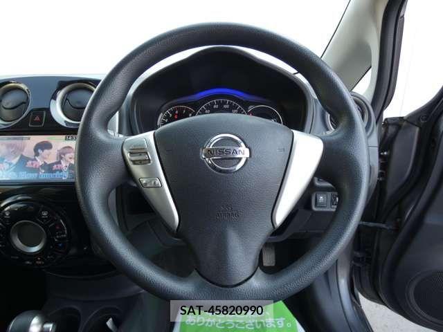 Nissan NOTE 2015-09 255378-10