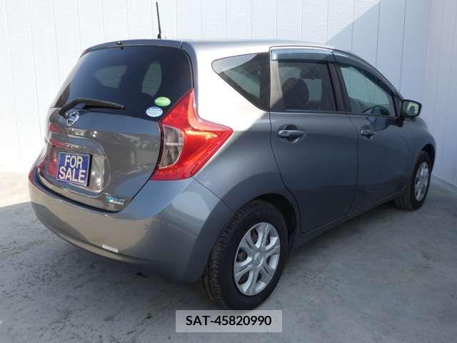 Nissan NOTE 2015-09 255378-5