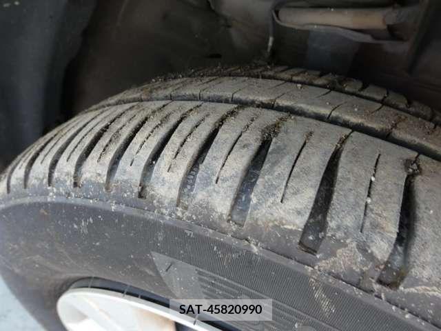 Nissan NOTE 2015-09 255378-16