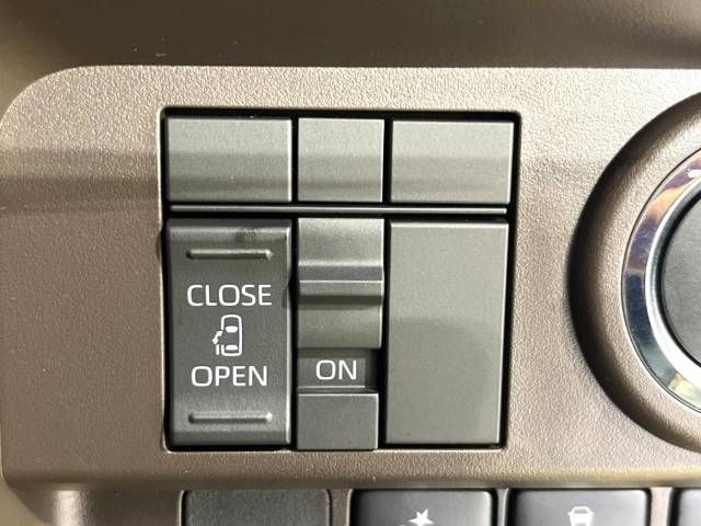 Toyota ROOMY 2023-05 26407-3