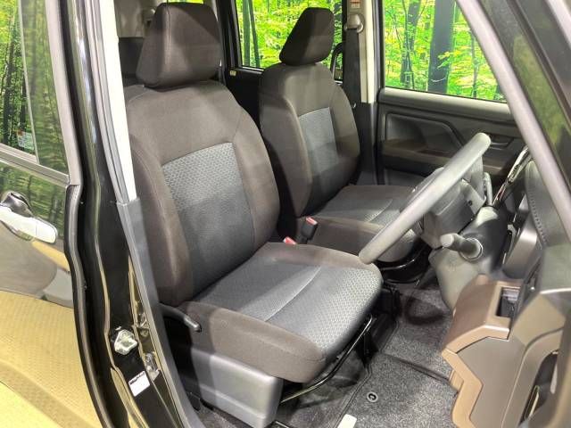 Toyota ROOMY 2023-05 26407-8