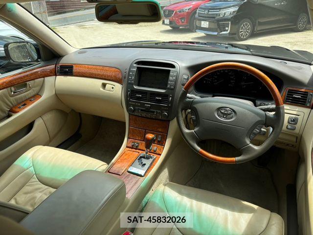 Toyota CELSIOR 1992-04 379847-27