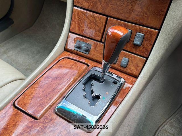 Toyota CELSIOR 1992-04 379847-23