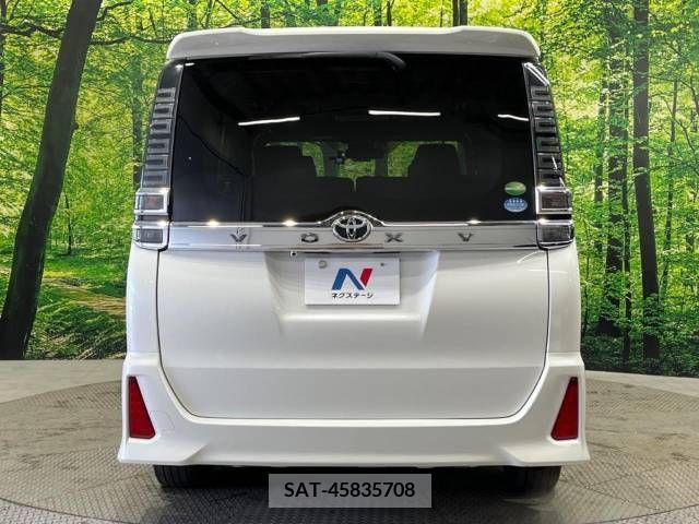 Toyota VOXY 2018-06 224390-16
