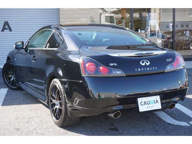 Nissan SKYLINE COUPE 2011-12 10882-7