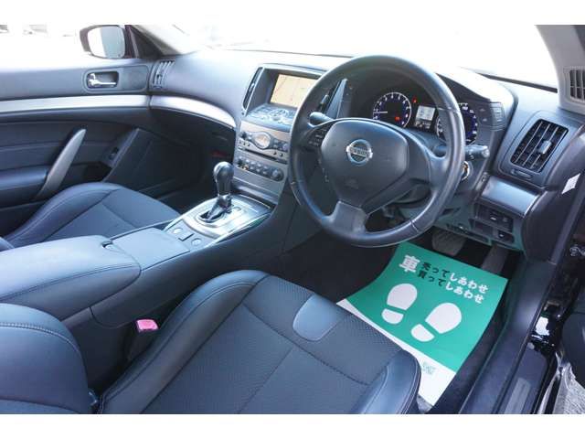 Nissan SKYLINE COUPE 2011-12 10882-9