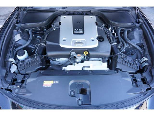 Nissan SKYLINE COUPE 2011-12 10882-2