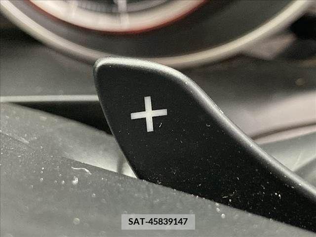 Suzuki SWIFT 2017-10 224263-7
