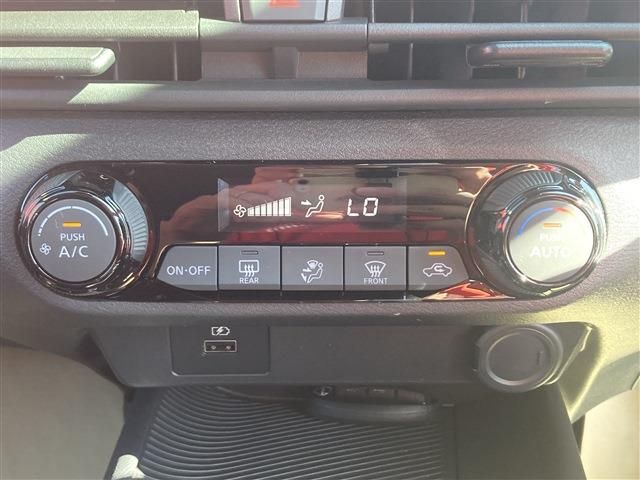 Nissan NOTE 2021-08 7945-14