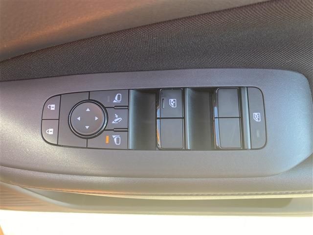 Nissan NOTE 2021-08 7945-16