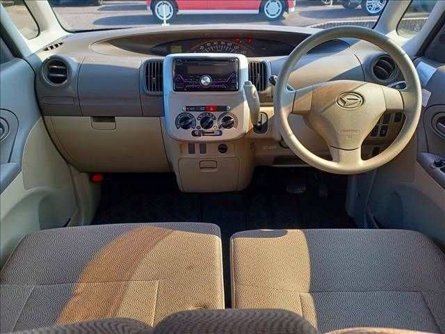 Daihatsu TANTO 2013-03 6942-1