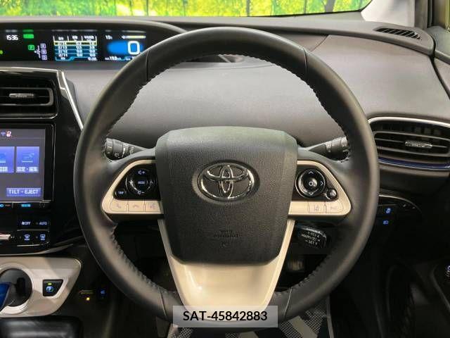 Toyota PRIUS 2017-10 210412-11