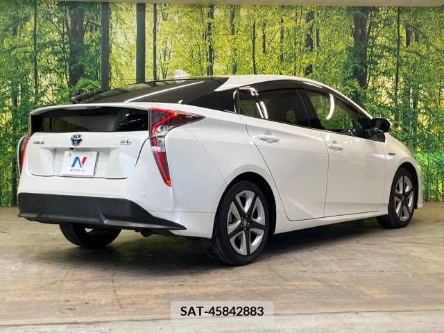Toyota PRIUS 2017-10 210412-17