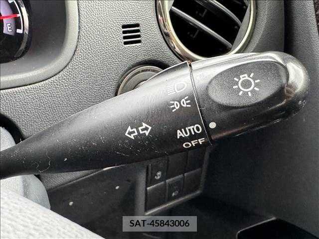 Nissan ROOX 2010-02 397177-29