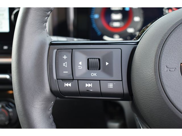 Nissan AURA 2022-07 181283-13