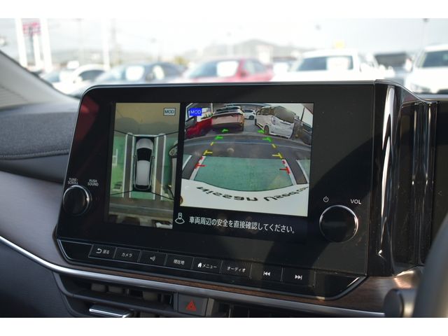 Nissan AURA 2022-07 181283-4