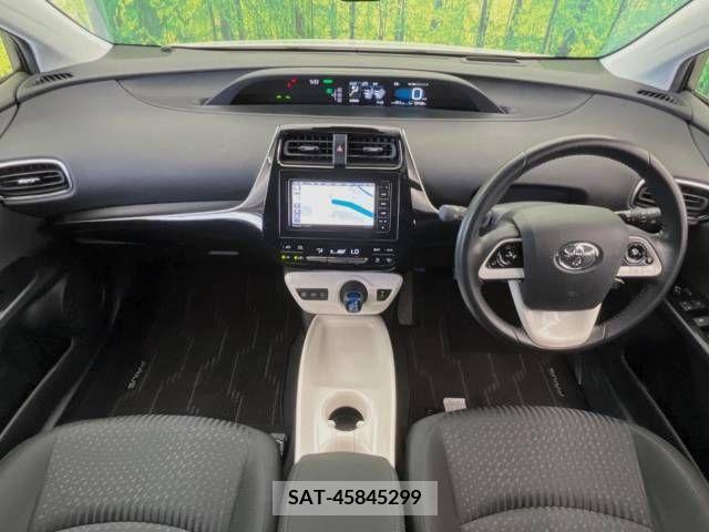 Toyota PRIUS 2016-07 345707-1