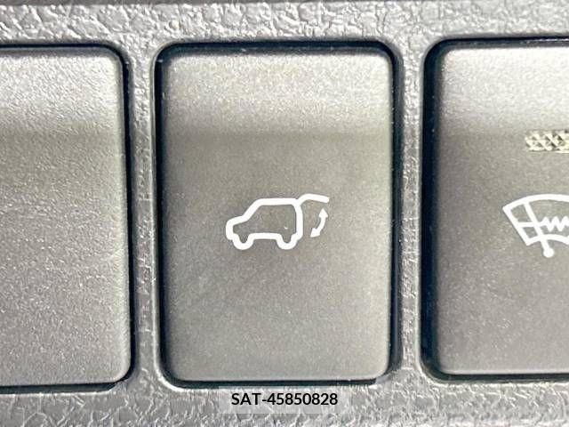 Toyota HARRIER 2014-09 335275-7