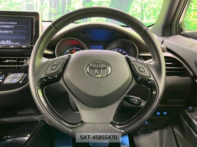 Toyota C-HR 2018-04 389958-11