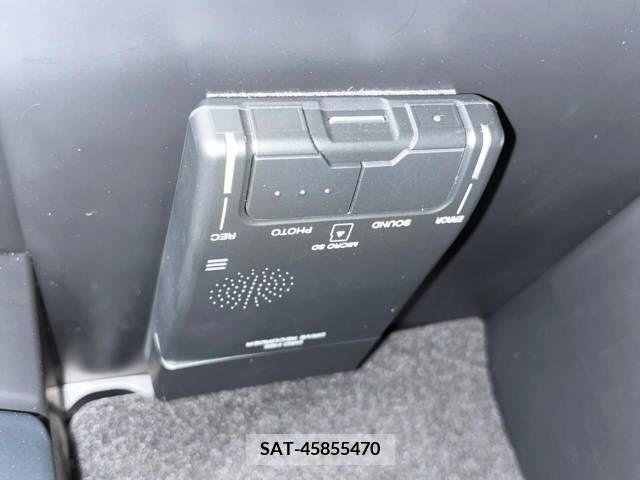 Toyota C-HR 2018-04 389958-6