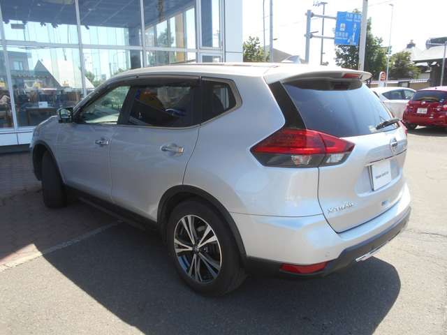 Nissan X-TRAIL 2019-03 4995-7