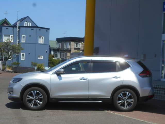 Nissan X-TRAIL 2019-03 4995-3