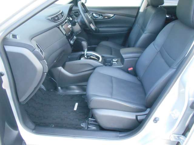 Nissan X-TRAIL 2019-03 4995-18