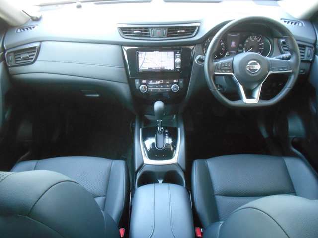 Nissan X-TRAIL 2019-03 4995-8