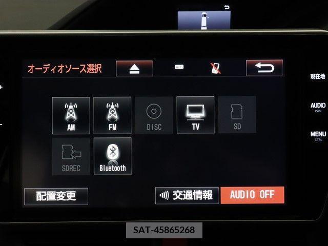 Toyota NOAH 2017-12 321554-16