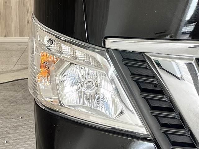 Nissan NV350 Caravan 2018-09 193546-9