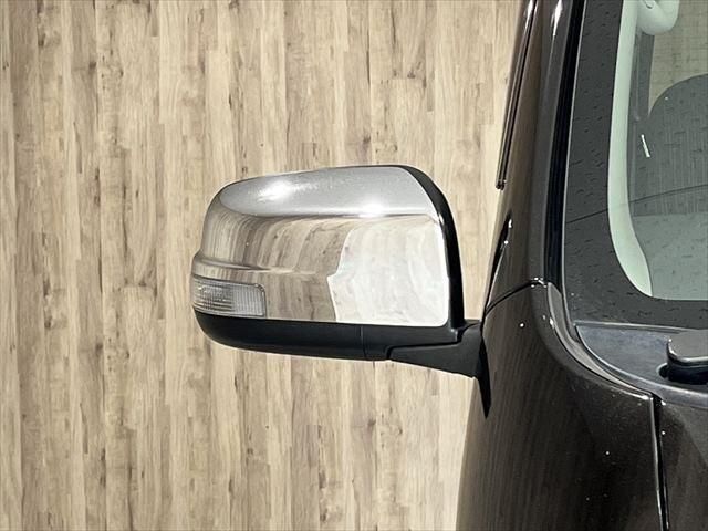 Nissan NV350 Caravan 2018-09 193546-13
