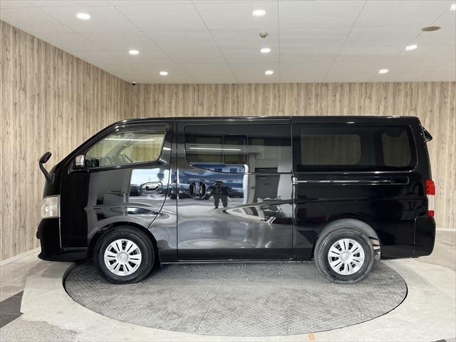 Nissan NV350 Caravan 2018-09 193546-7