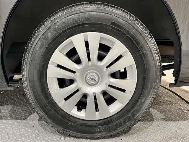 Nissan NV350 Caravan 2018-09 193546-15