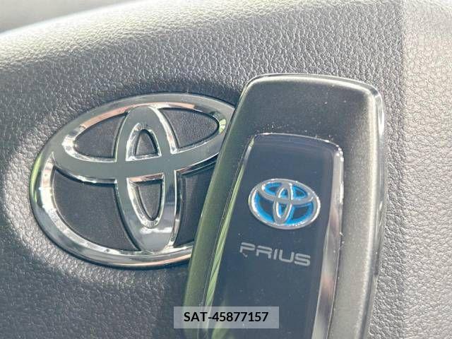 Toyota PRIUS 2023-01 218135-7