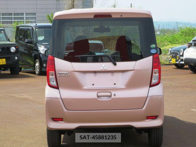 Mitsubishi EK SPACE 2015-09 268026-3