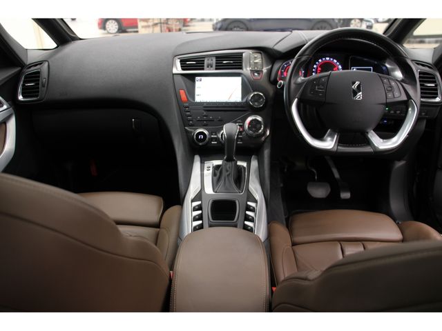 Citroen DS5 2017-10 23495-1