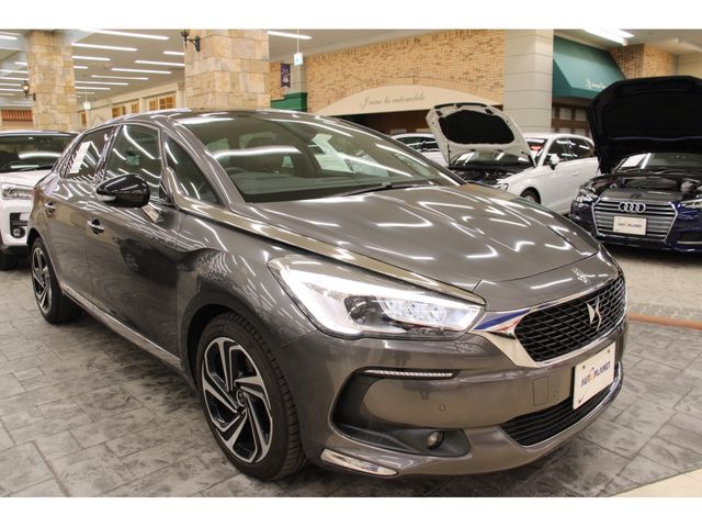 Citroen DS5 2017-10 23495-24