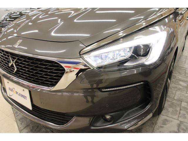Citroen DS5 2017-10 23495-22