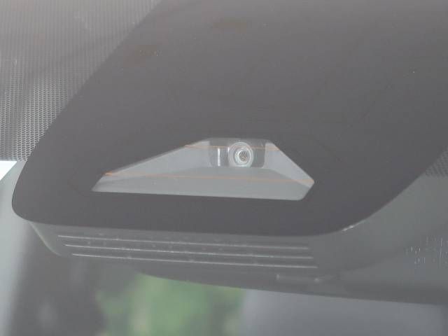 Toyota VOXY 2022-04 5486-2
