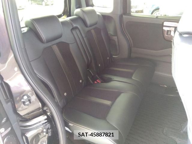 Honda N BOX CUSTOM 2017-11 364889-7