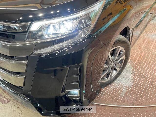 Toyota NOAH 2019-10 279517-13