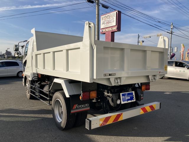 MITSUBISHI FUSO Fighter 2022-08 12840-2