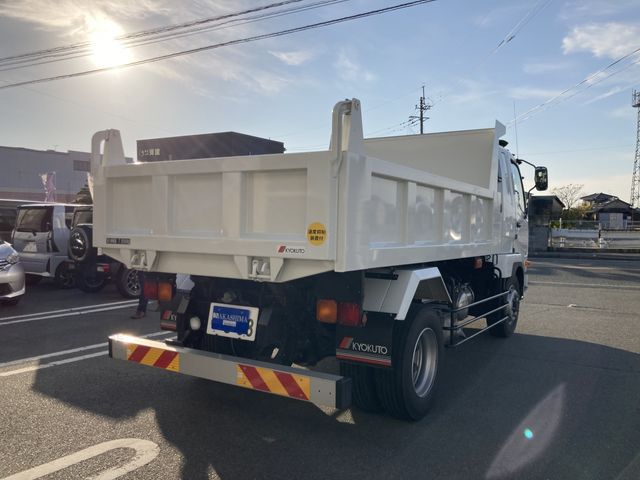 MITSUBISHI FUSO Fighter 2022-08 12840-4